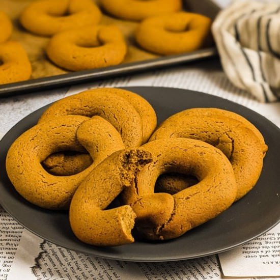 Greek Grape Molasses Cookies - Recipe photo by mamazilla
