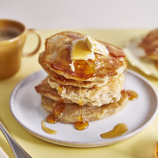 Vegan banana pancakes - Recipe photo by budgetfriendlyvegan