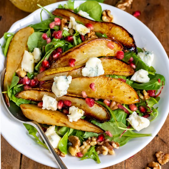 Pear and Gorgonzola Salad - Recipe photo by veggie desserts