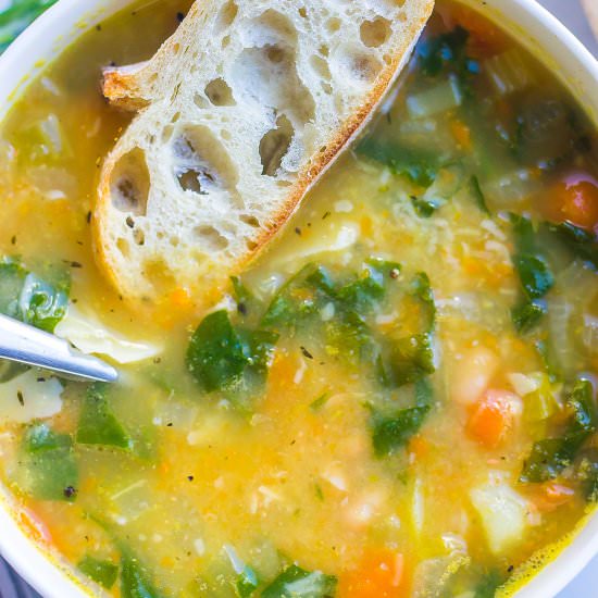Budget-Friendly White Bean Soup - Recipe photo by Kathryns.kitchen.blog