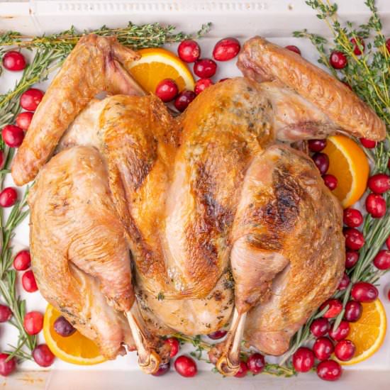 spatchcock turkey - Recipe photo by everyday-delicious.com