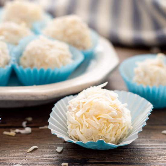 Coconut Snowball Truffles - Recipe photo by dhoman