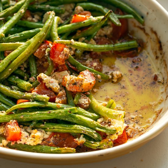 Oven Roasted Green Beans and Feta - Recipe photo by Flaevor