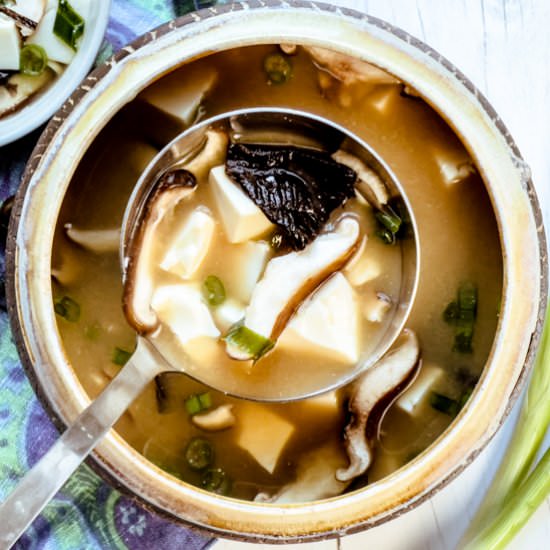 Miso Soup with Tofu - Recipe photo by asiancaucasian