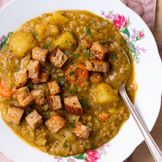 Classic Pea Soup - Recipe photo by thenewbaguette