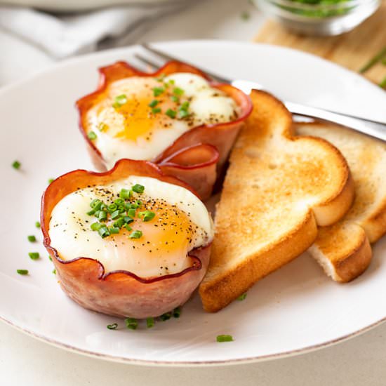 Baked Egg Cups - Recipe photo by thecozyapron