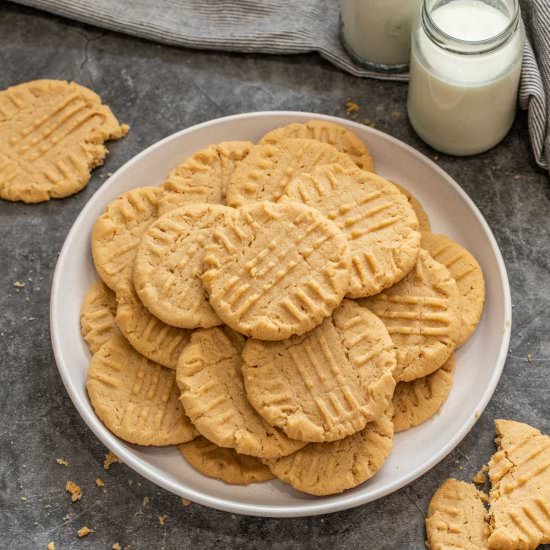 Peanut Butter Cookies - Recipe photo by ValentinasCorner