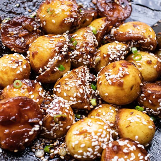 Sticky Maple-Glazed Potatoes - Recipe photo by Absolute Foodie