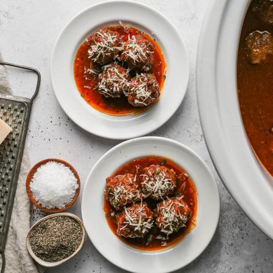 GF Slow Cooker Barbecue Meatballs - Recipe photo by smallfarmbiglife