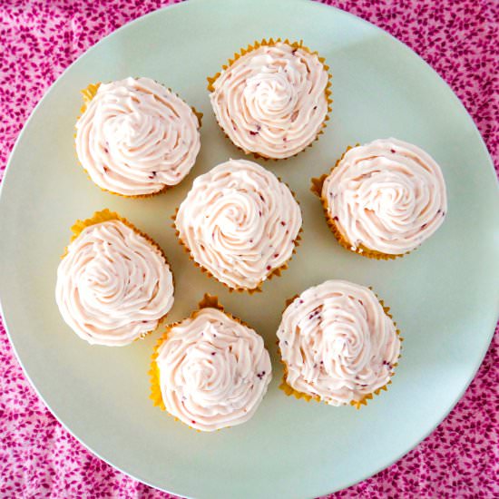 Raspberry Almond Cupcakes - Recipe photo by gastronotherapy