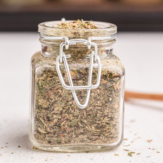Homemade Italian Seasoning - Recipe photo by BobbisKozyKitchen