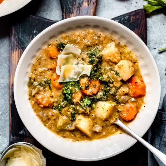 Easy Slow Cooker Lentil Soup - Recipe photo by Salted Mint