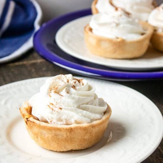 MINI PERSONAL PUMPKIN PIES - Recipe photo by look my recipes