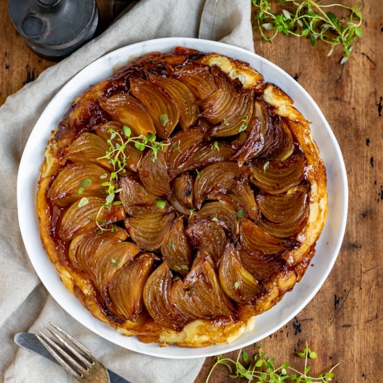 Onion Tarte Tatin - Recipe photo by veggie desserts
