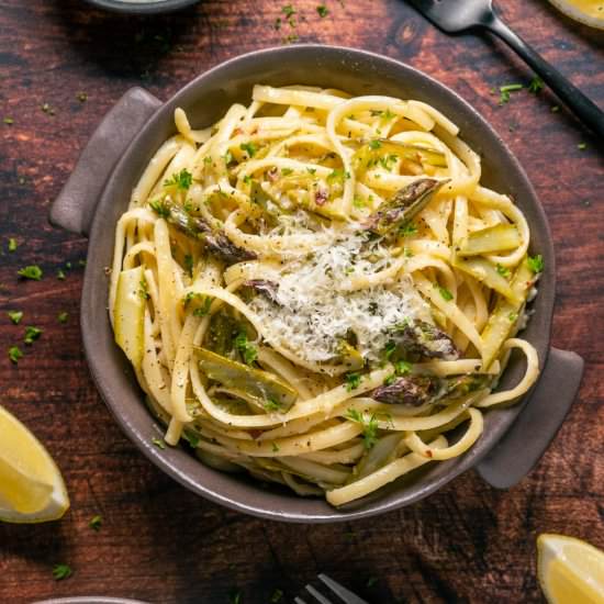 Lemon Garlic Asparagus Pasta - Recipe photo by gimmethatflavor