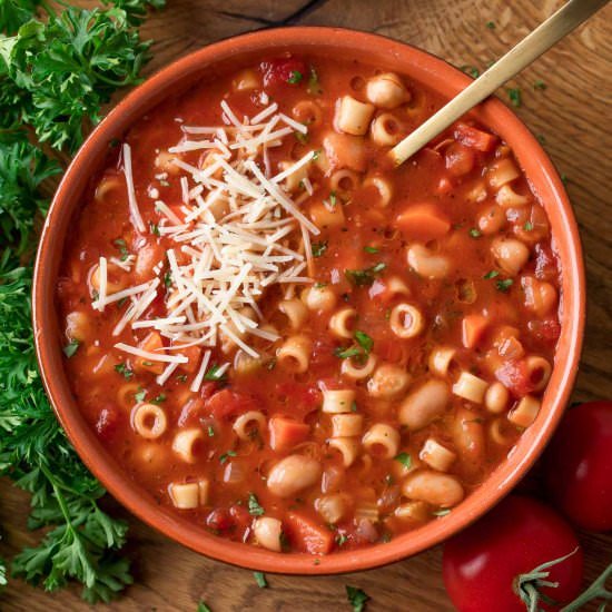 White Bean Minestrone Soup - Recipe photo by peasandcrayons