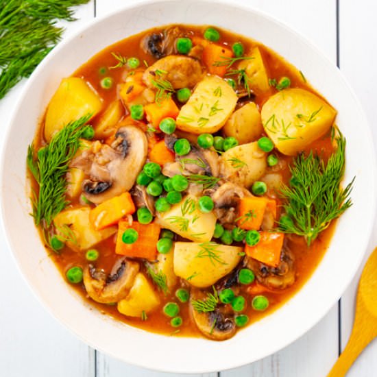 Instant Pot Vegetable Stew (vegan) - Recipe photo by Kitchenskip