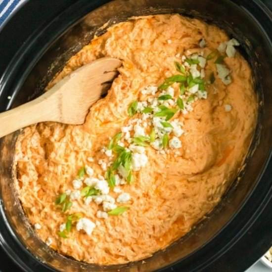 Slow Cooker Buffalo Chicken Dip - Recipe photo by CrayonsAndCravings