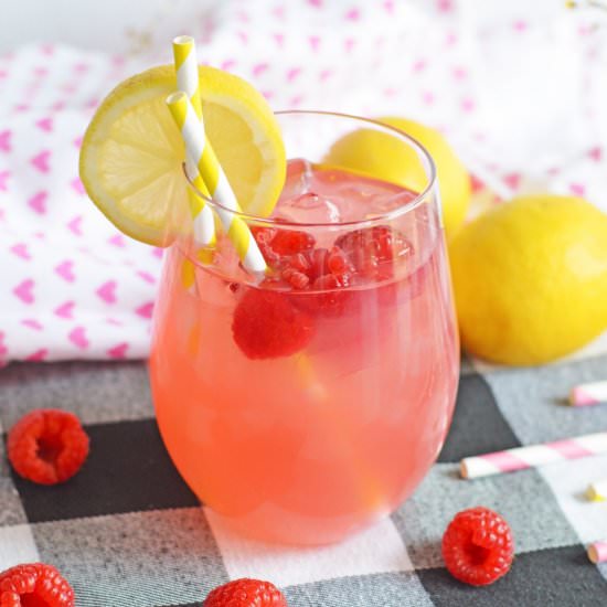 Raspberry Vodka Lemonade Cocktail - Recipe photo by CrayonsAndCravings