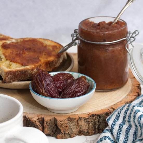 15 Minute Date Jam - Recipe photo by dailydish
