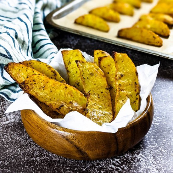 Aromatic Baked Potato Wedges - Recipe photo by mamazilla