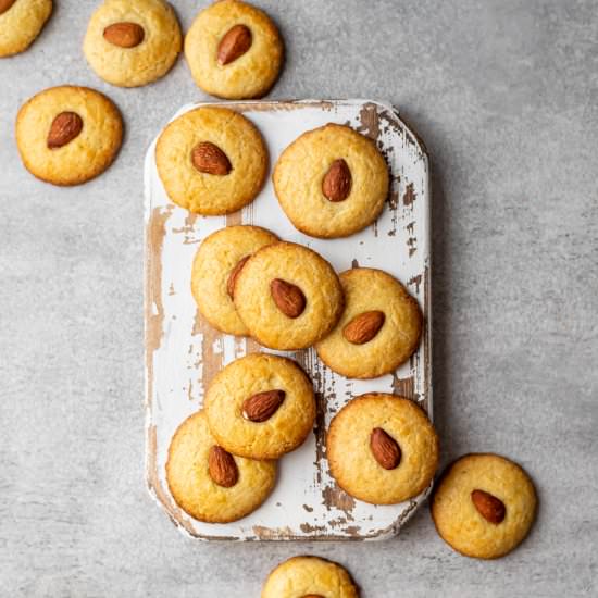 Chinese Almond Cookies - Recipe photo by cooking_therapy