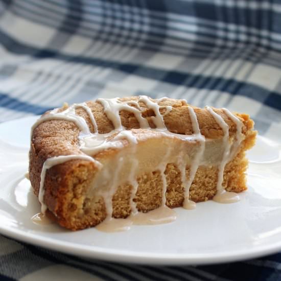 Pear-Cardamom Cake - Recipe photo by MyRecipeReviews