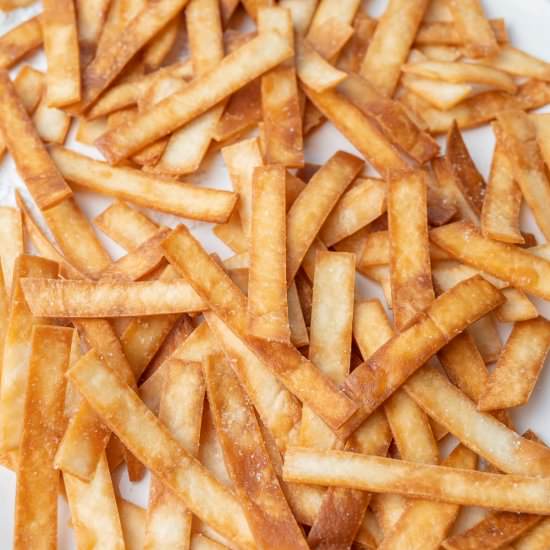 tortilla strips - Recipe photo by everyday-delicious.com