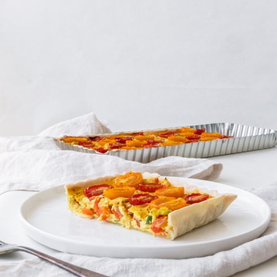 Easy Cherry Tomato Summer Quiche - Recipe photo by nothangryanymore