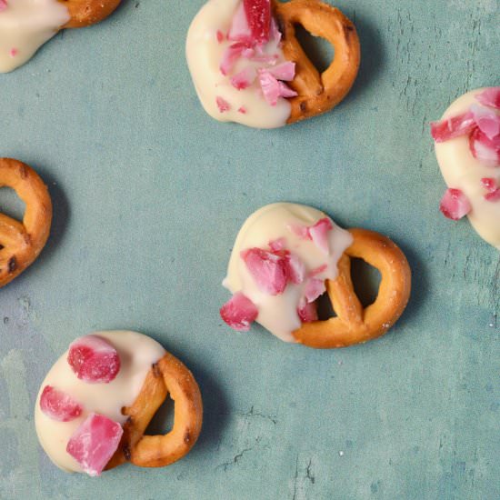 Chocolate Peppermint Pretzels - Recipe photo by Fiona Kennedy
