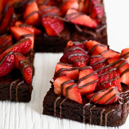 Chocolate Strawberry Brownies - Recipe photo by justataste