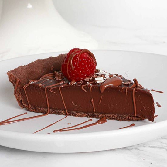 Vegan Chocolate Tart - Recipe photo by bakedbyclo
