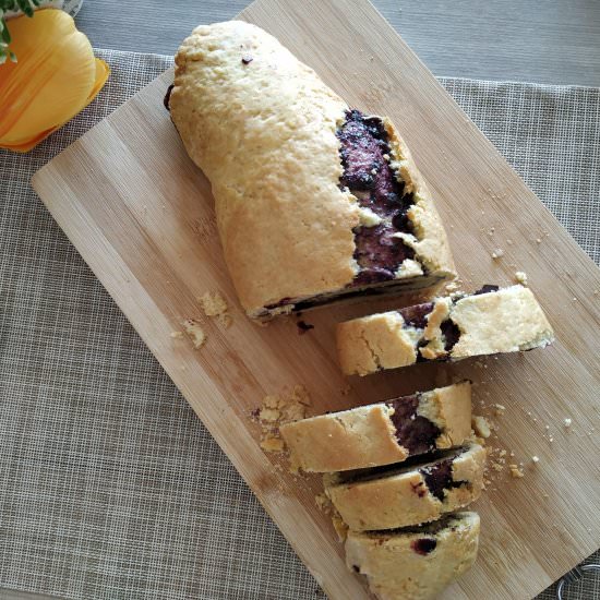 Marmalade Biscuit Roll - Recipe photo by Filipino and Italian kitchen