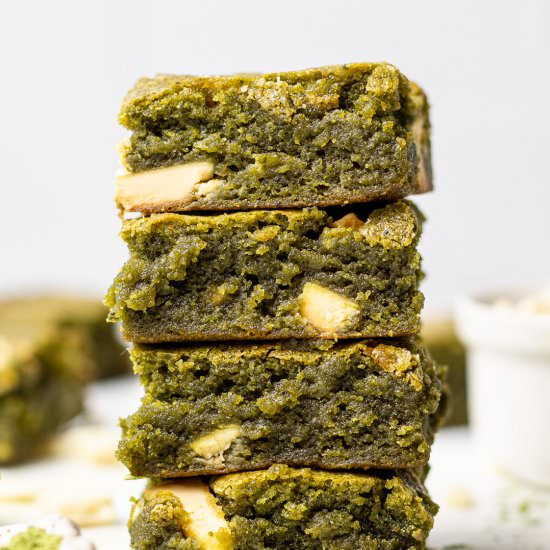 Matcha White Chocolate Brownies - Recipe photo by cookiedoughdiaries