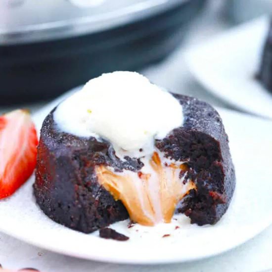 Instant Pot Peanut Butter Lava Cake - Recipe photo by peasandpeonies