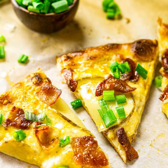 Loaded Baked Potato Pizza - Recipe photo by Burrata and Bubbles