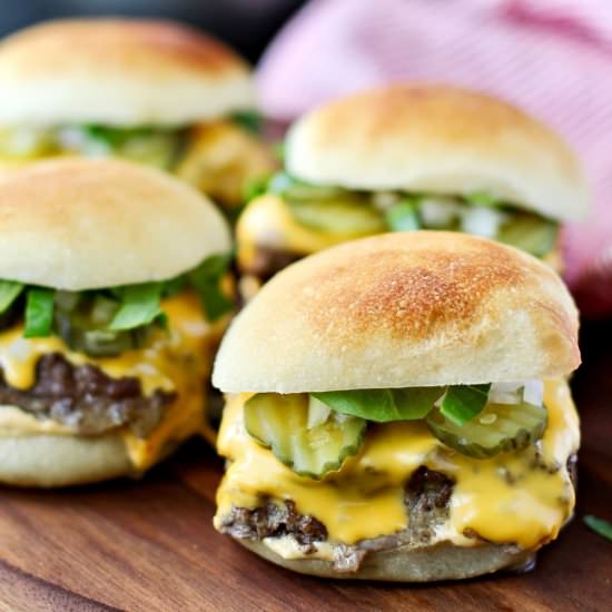 Cheeseburger Sliders - Recipe photo by karenskitchenstories