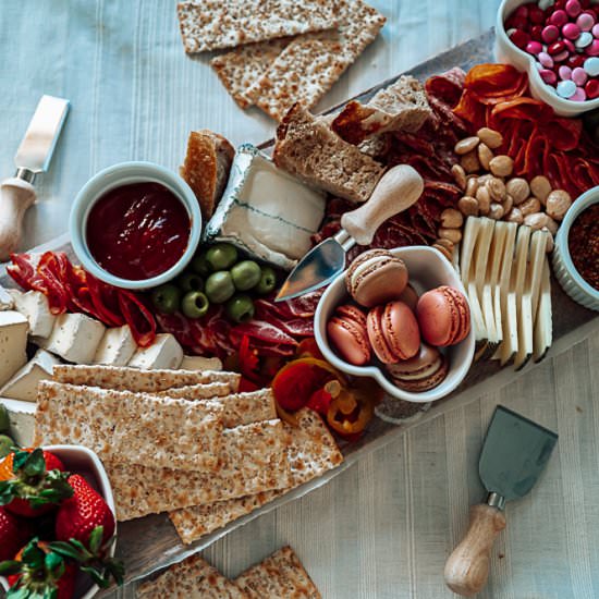 Date Night Charcuterie Board - Recipe photo by theseasonaljunkie