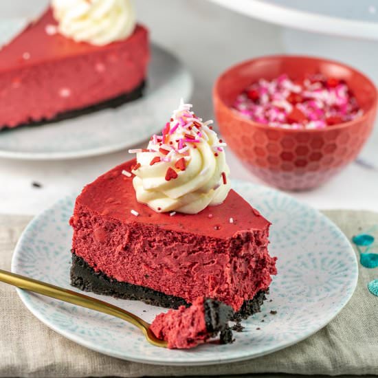 Red Velvet Cheesecake - Recipe photo by bunsenburnerbakery