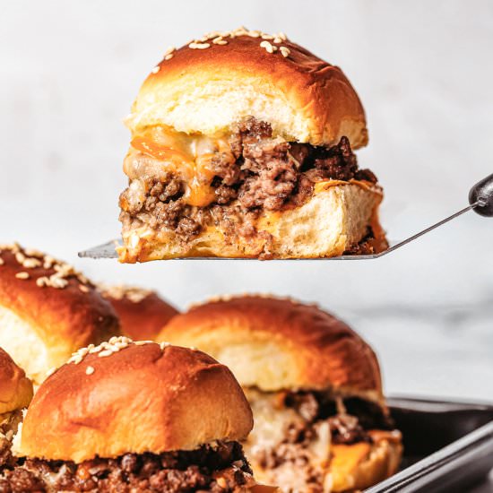 Cheeseburger Sliders - Recipe photo by AllThingsMamma