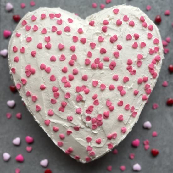 Heart cake with rose buttercream - Recipe photo by uglyducklingbakery