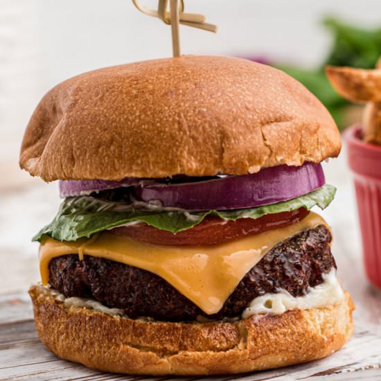 Grilled Venison Burger - Recipe photo by thecaglediaries