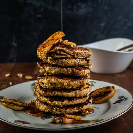Apple Spiced Pancakes - Recipe photo by Lifeandlemons