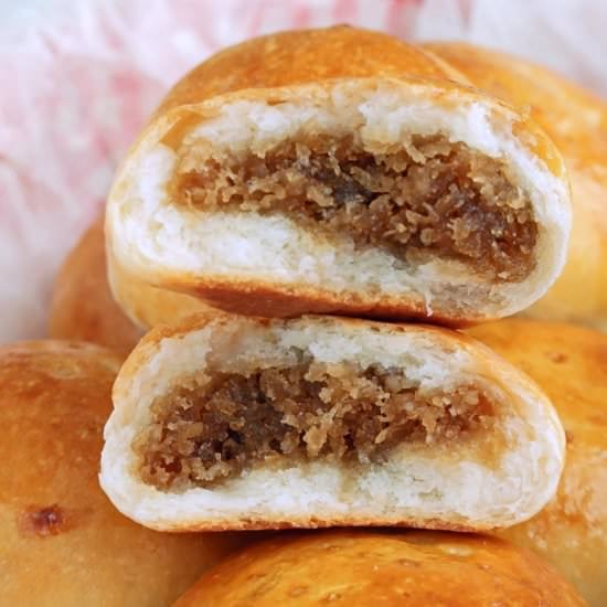 PAN DE COCO - Recipe photo by foxy folksy