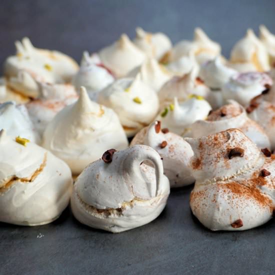 flavoured meringues - Recipe photo by Cuisine Fiend