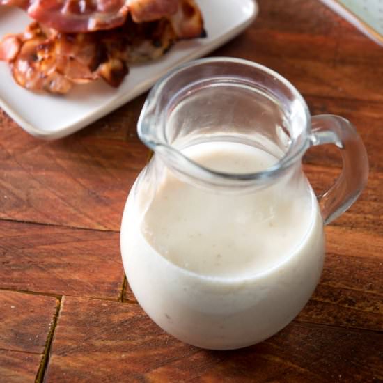 White Gravy Recipe - Recipe photo by inthekitchnet