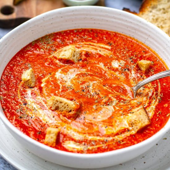 Creamy Instant Pot Tomato Soup - Recipe photo by IrenaMacri