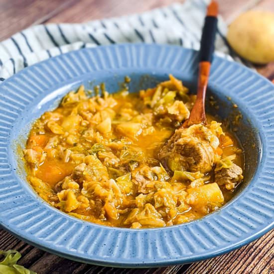 Pork & Cabbage Stew - Recipe photo by mamazilla