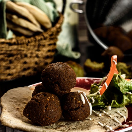 Falafel Recipe - Recipe photo by suncakemom