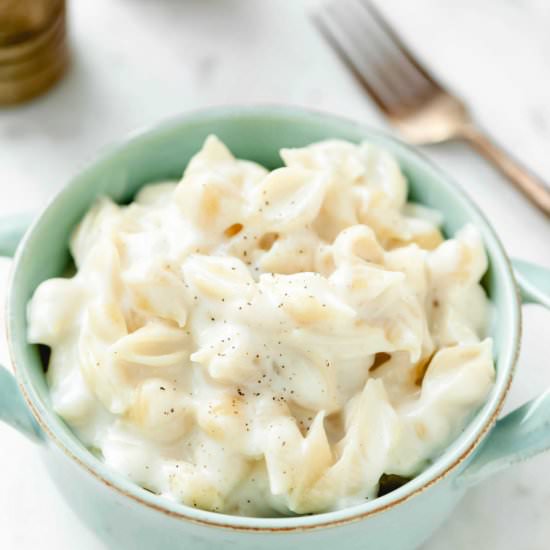 Instant Pot White Cheddar Mac - Recipe photo by eatinginaninstant